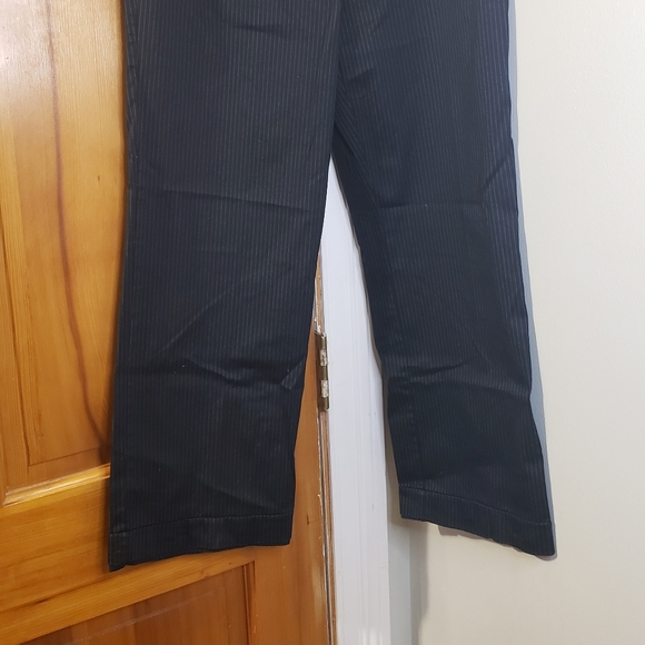 Trixie + Lulu Women's Pinstriped Cropped Pants - Picture 7 of 7